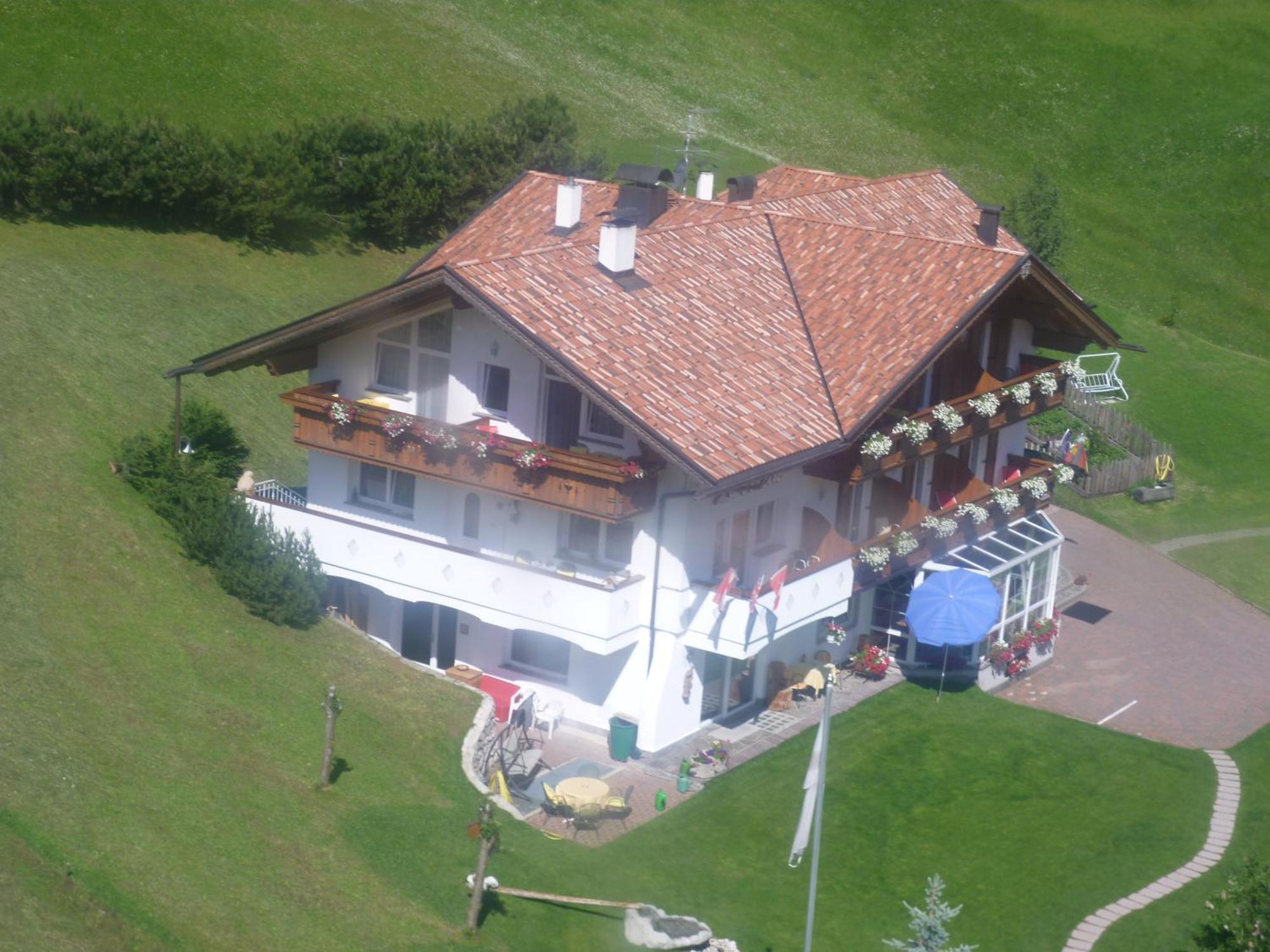 Garni La Bercia Hotel Selva di Val Gardena Exterior photo